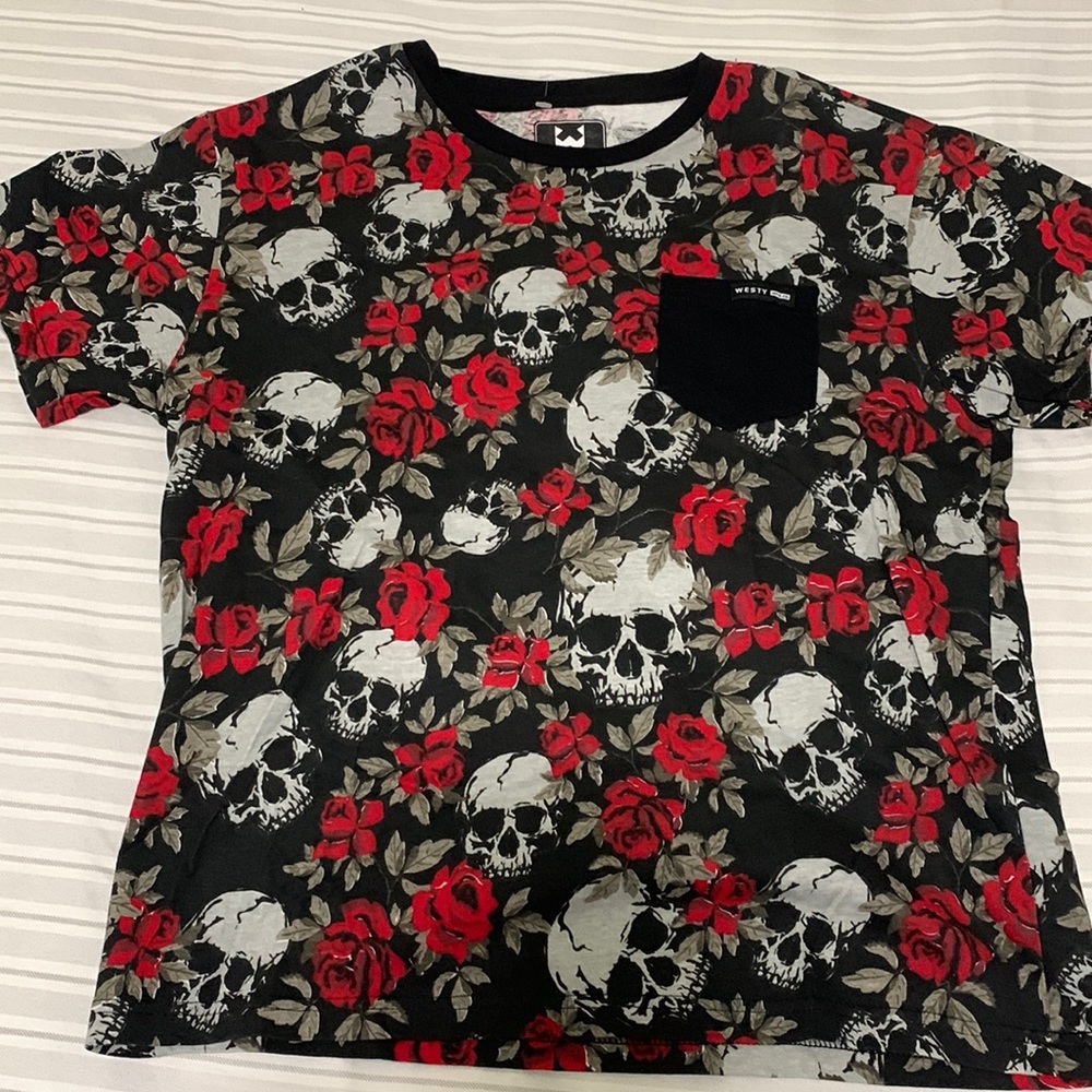 Westy MFG CO Skull and Roses Tee